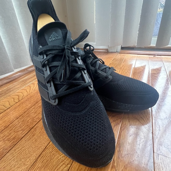 Adidas Ultra Boost 22 Primeknit Triple Black Men’s Size 11.5 (128139498) - Picture 13 of 13